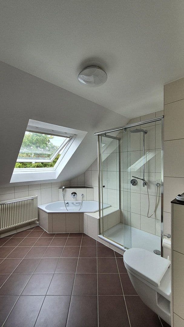 Prodej domu 154 m², pozemek 376 m², Gelnhausen, Hessen Prodej domu 154 m², pozemek 376 m², Gelnhausen, Hessen