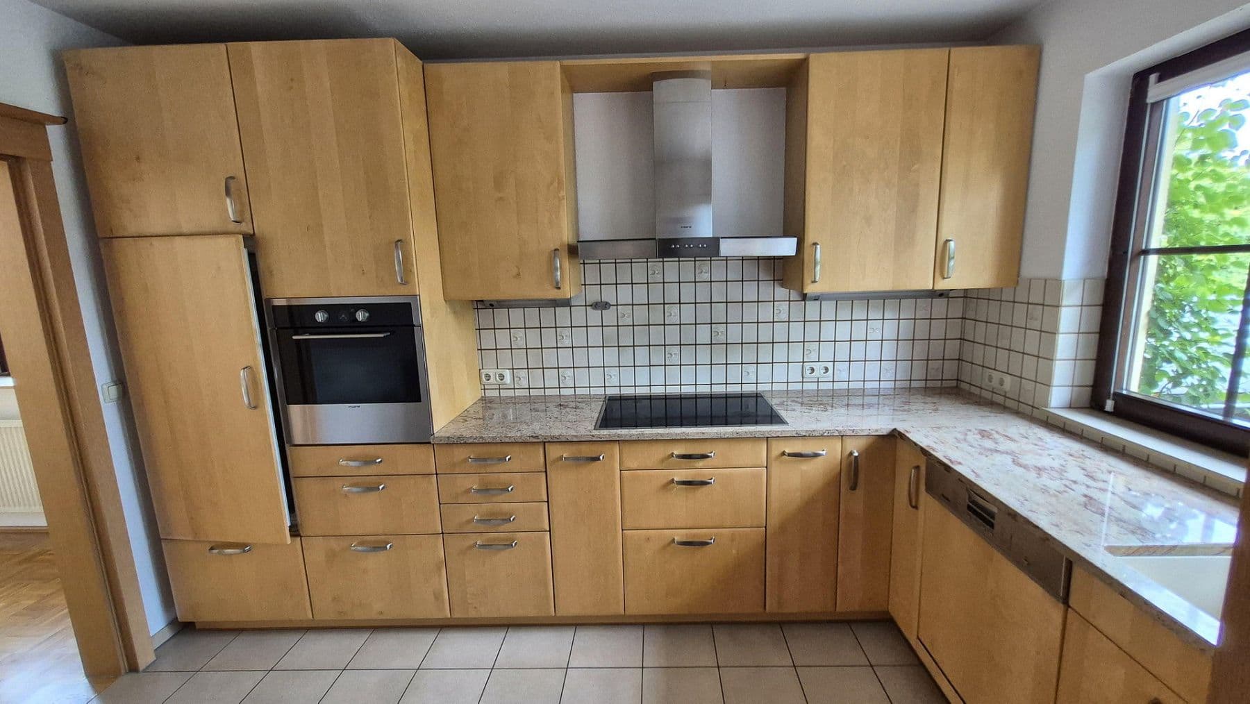 Prodej domu 154 m², pozemek 376 m², Gelnhausen, Hessen Prodej domu 154 m², pozemek 376 m², Gelnhausen, Hessen