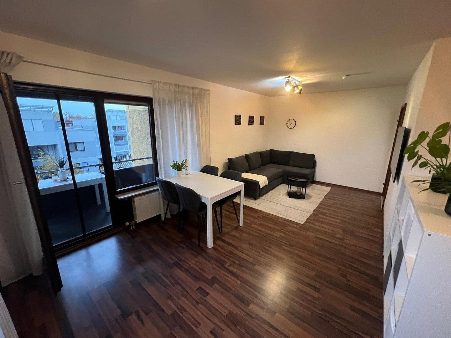 Pronájem bytu 1+kk 45 m², Max-Stromeyer-Straße 3, Konstanz, Bádensko-Württembersko Pronájem bytu 1+kk 45 m², Max-Stromeyer-Straße 3, Konstanz, Bádensko-Württembersko