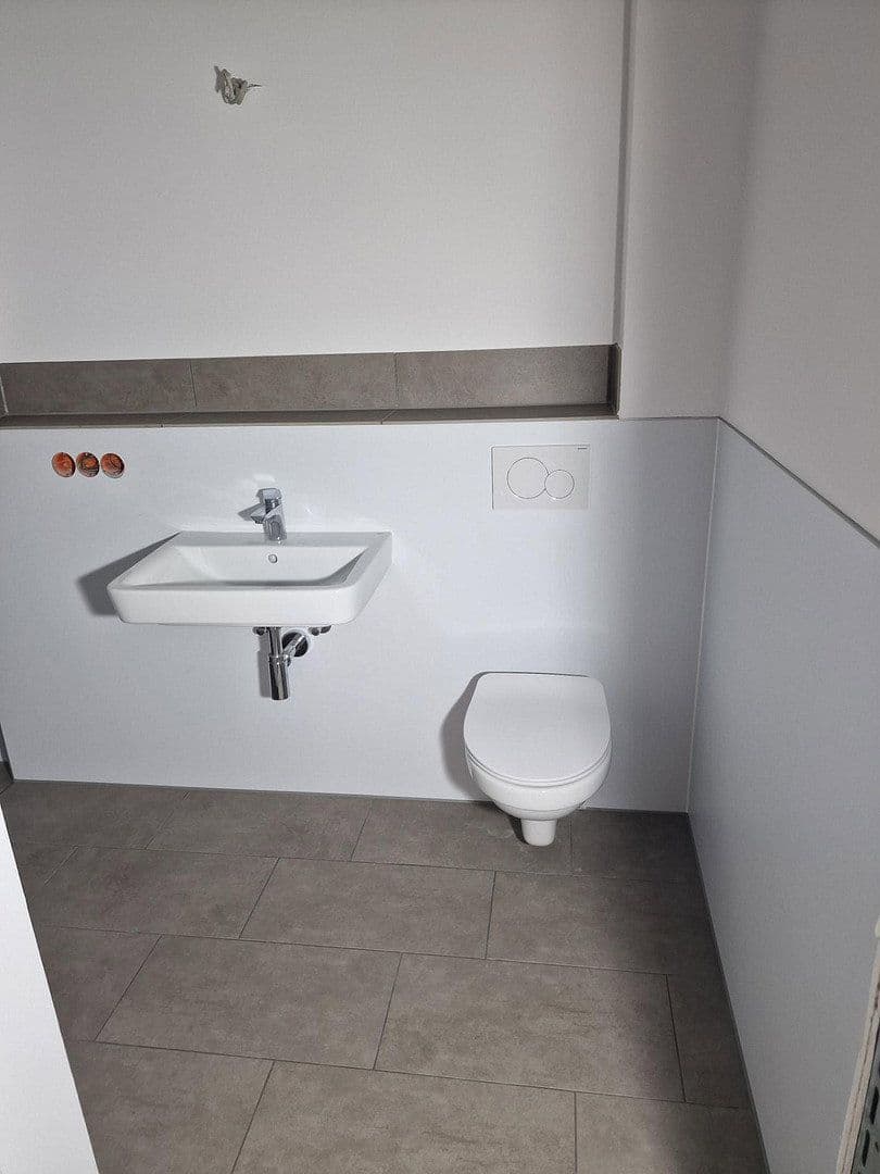 Pronájem domu 142 m², pozemek 100 m², Trebur, Hessen Pronájem domu 142 m², pozemek 100 m², Trebur, Hessen