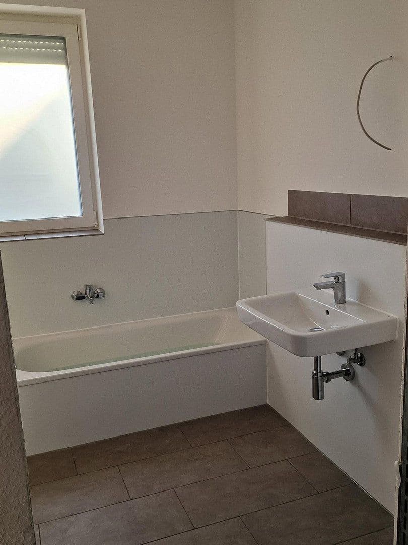 Pronájem domu 142 m², pozemek 100 m², Trebur, Hessen Pronájem domu 142 m², pozemek 100 m², Trebur, Hessen