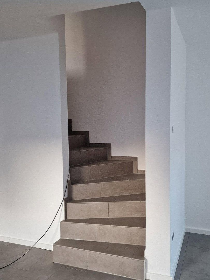 Pronájem domu 142 m², pozemek 100 m², Trebur, Hessen Pronájem domu 142 m², pozemek 100 m², Trebur, Hessen
