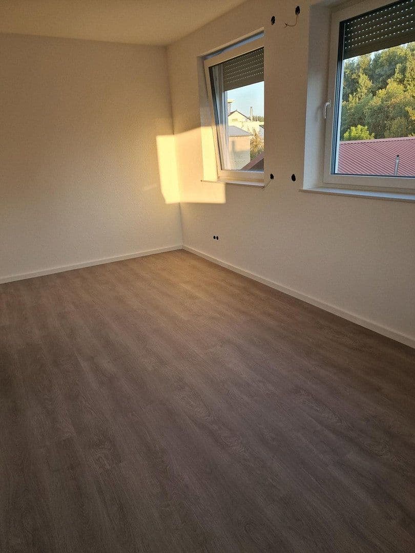 Pronájem domu 142 m², pozemek 100 m², Trebur, Hessen Pronájem domu 142 m², pozemek 100 m², Trebur, Hessen