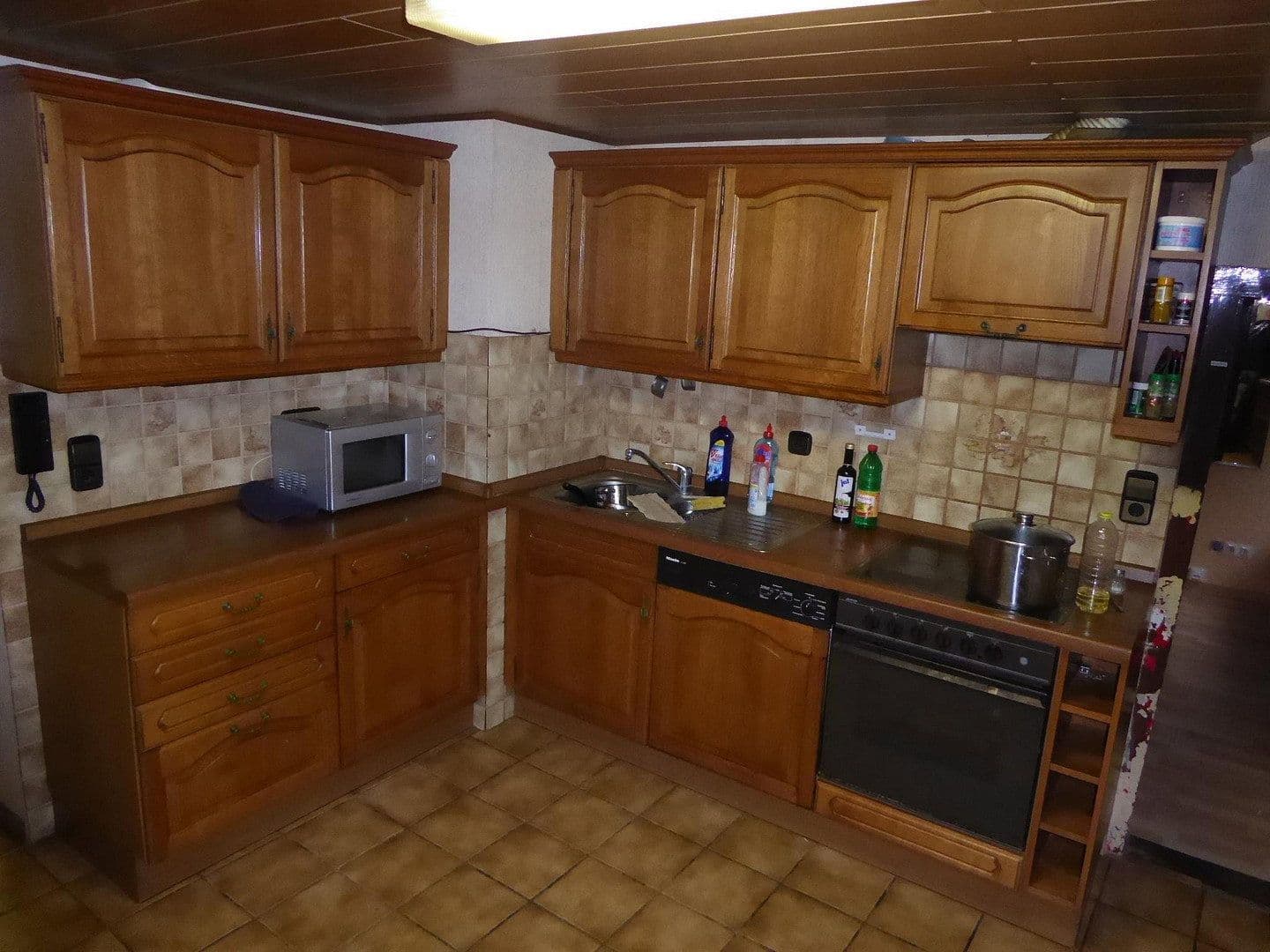 Prodej domu 135 m², pozemek 105 m², Schulstraße 6, Niedernhall, Bádensko-Württembersko Prodej domu 135 m², pozemek 105 m², Schulstraße 6, Niedernhall, Bádensko-Württembersko