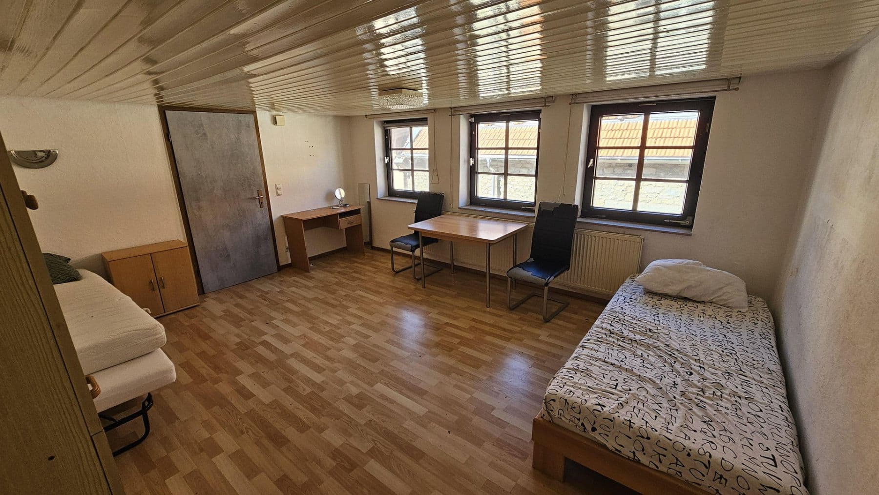 Prodej domu 135 m², pozemek 105 m², Schulstraße 6, Niedernhall, Bádensko-Württembersko Prodej domu 135 m², pozemek 105 m², Schulstraße 6, Niedernhall, Bádensko-Württembersko