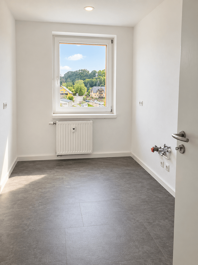 Pronájem bytu 3+1 61 m², Hainstraße 16, Thum, Sasko Pronájem bytu 3+1 61 m², Hainstraße 16, Thum, Sasko