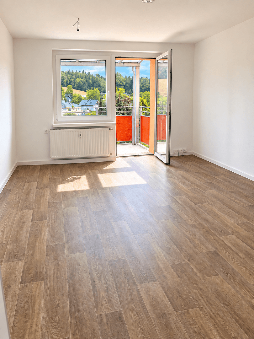 Pronájem bytu 3+1 61 m², Hainstraße 16, Thum, Sasko Pronájem bytu 3+1 61 m², Hainstraße 16, Thum, Sasko