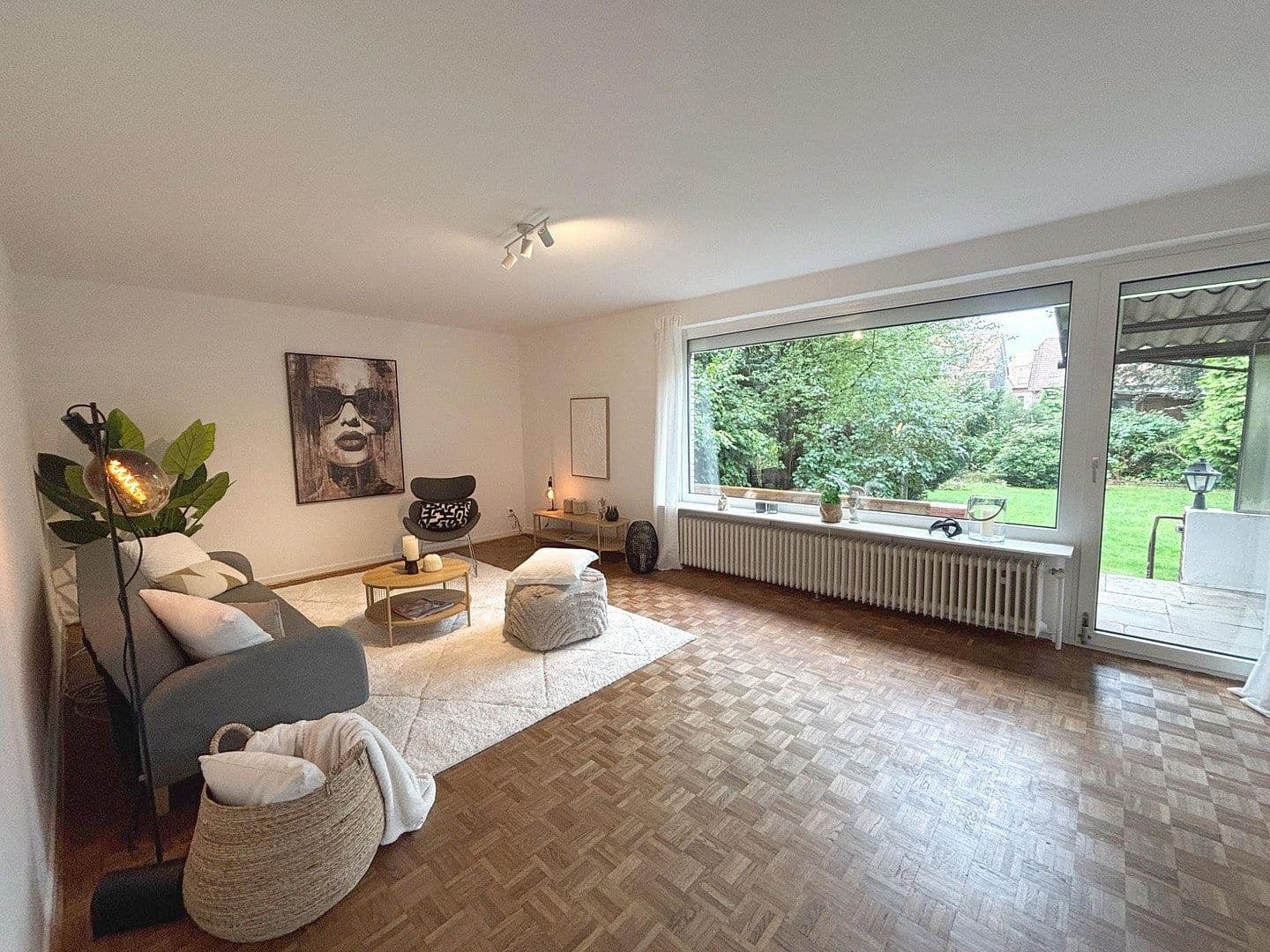 Prodej domu 135 m², pozemek 709 m², Lüneburg, Dolní Sasko Prodej domu 135 m², pozemek 709 m², Lüneburg, Dolní Sasko