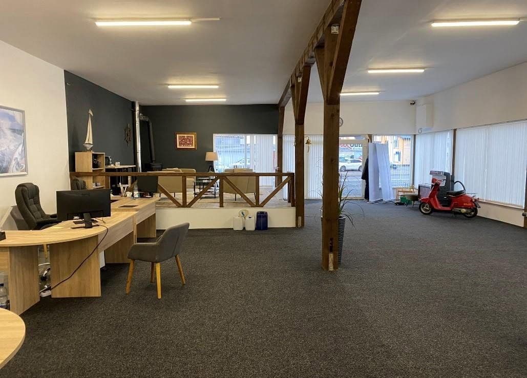 Prodej domu 690 m², pozemek 1.833 m², Cuxhaven, Dolní Sasko Prodej domu 690 m², pozemek 1.833 m², Cuxhaven, Dolní Sasko