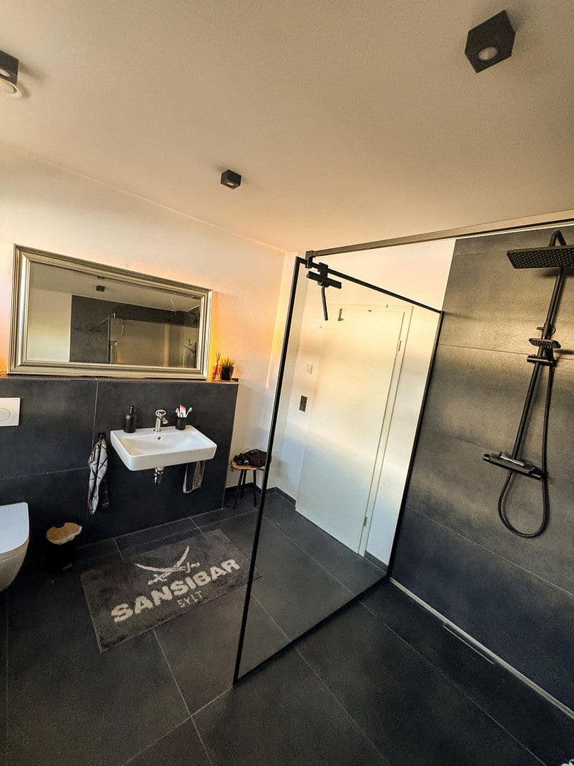 Prodej domu 130 m², pozemek 320 m², Schwerte, Severní Porýní-Vestfálsko Prodej domu 130 m², pozemek 320 m², Schwerte, Severní Porýní-Vestfálsko