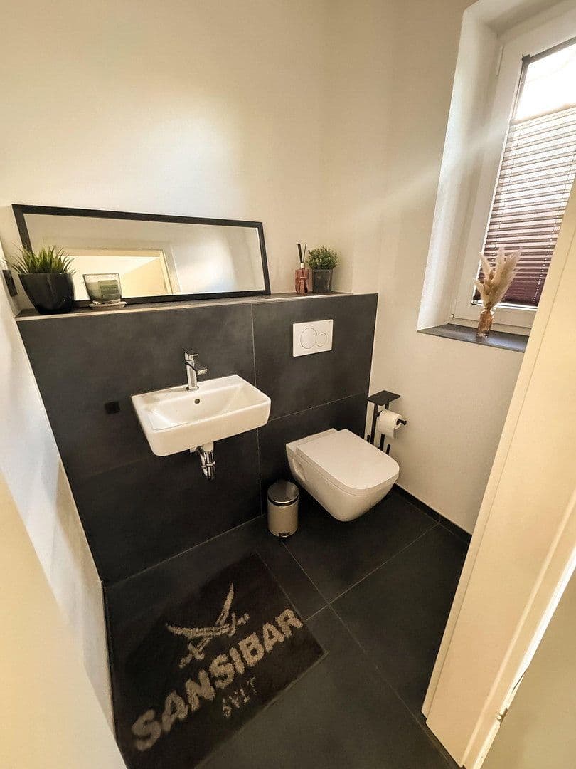 Prodej domu 130 m², pozemek 320 m², Schwerte, Severní Porýní-Vestfálsko Prodej domu 130 m², pozemek 320 m², Schwerte, Severní Porýní-Vestfálsko