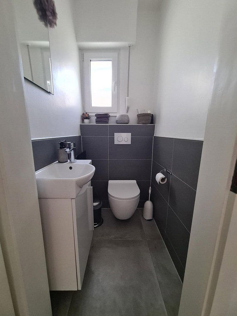 Prodej domu 167 m², pozemek 649 m², Grevelsberger Weg 19, Wachtberg, Severní Porýní-Vestfálsko Prodej domu 167 m², pozemek 649 m², Grevelsberger Weg 19, Wachtberg, Severní Porýní-Vestfálsko