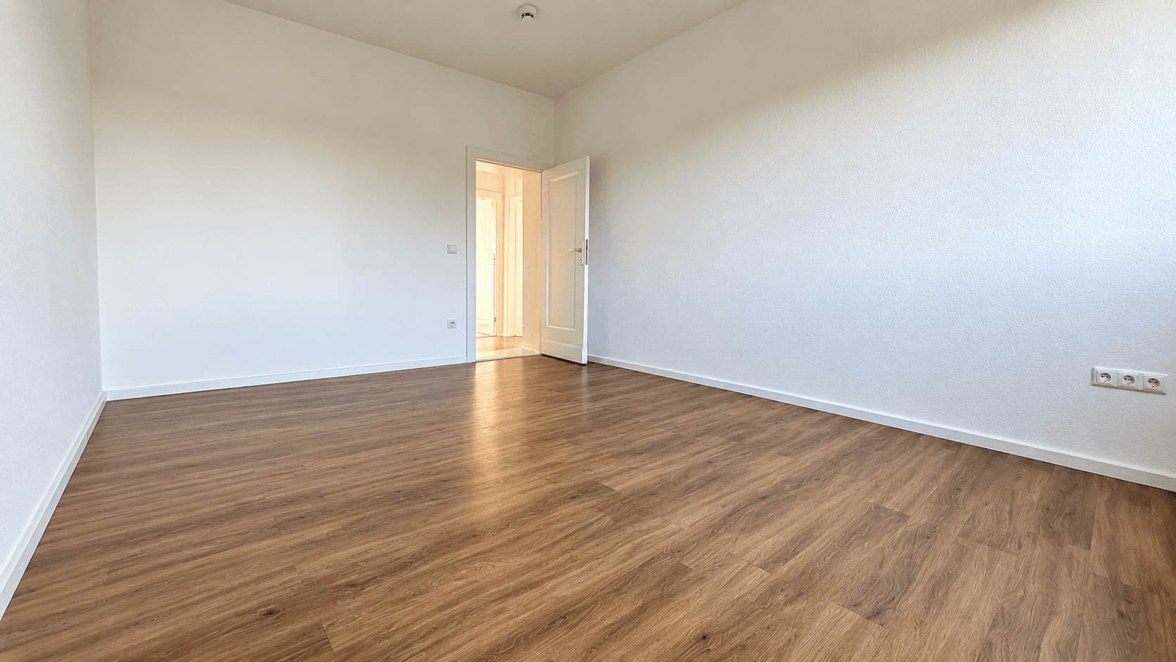 Prodej bytu 2+1 53 m², Holzmannstr. 21, Berlin, Berlín Prodej bytu 2+1 53 m², Holzmannstr. 21, Berlin, Berlín