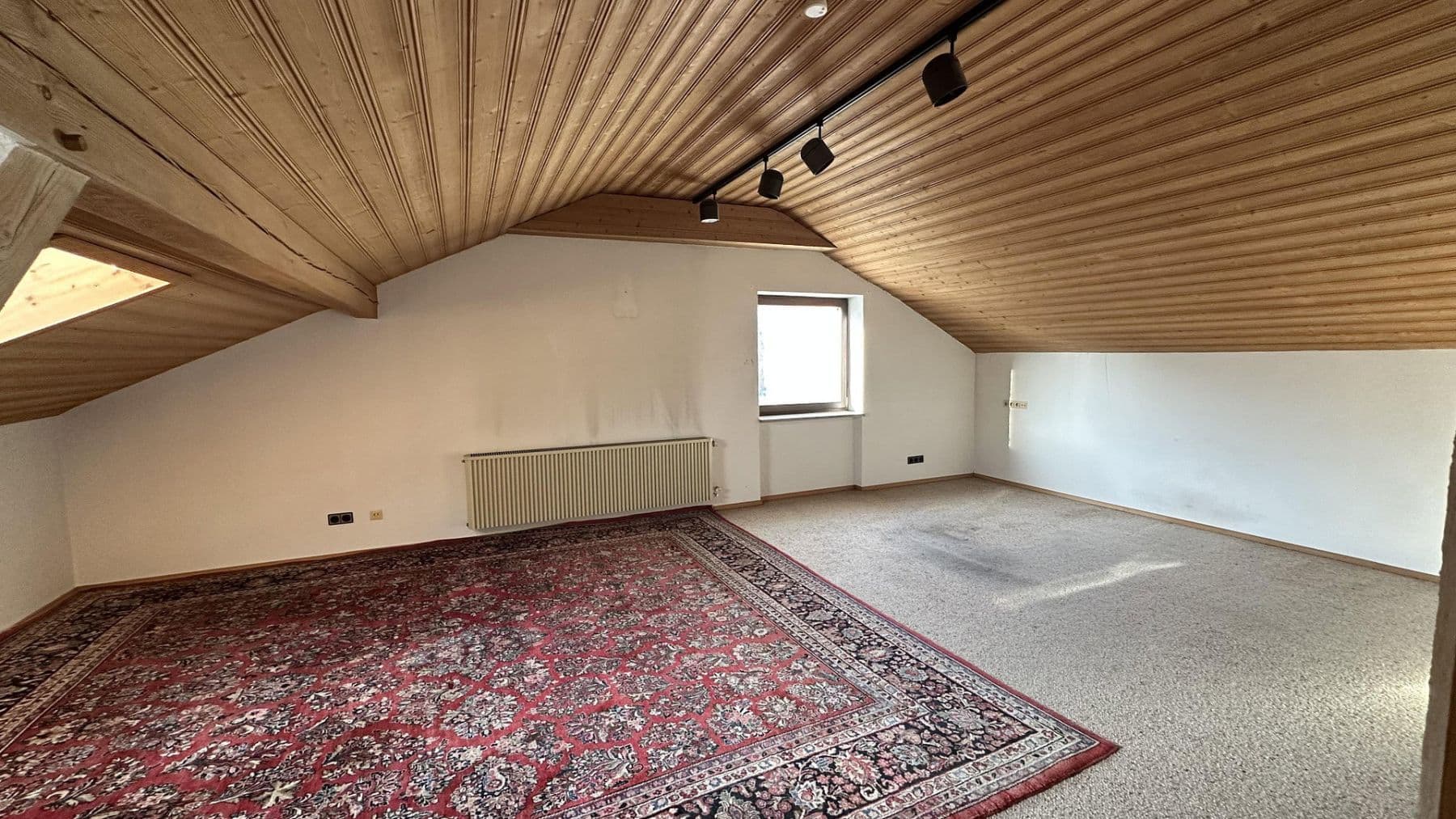 Prodej domu 163 m², pozemek 946 m², Tandern, Bavorsko Prodej domu 163 m², pozemek 946 m², Tandern, Bavorsko