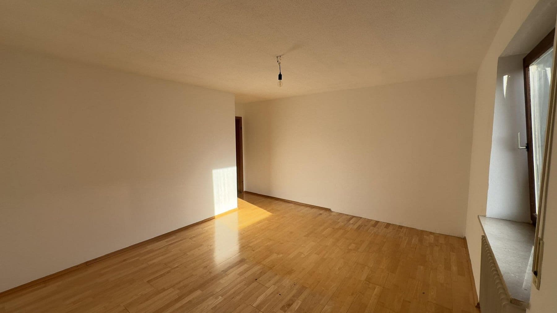 Prodej domu 163 m², pozemek 946 m², Tandern, Bavorsko Prodej domu 163 m², pozemek 946 m², Tandern, Bavorsko