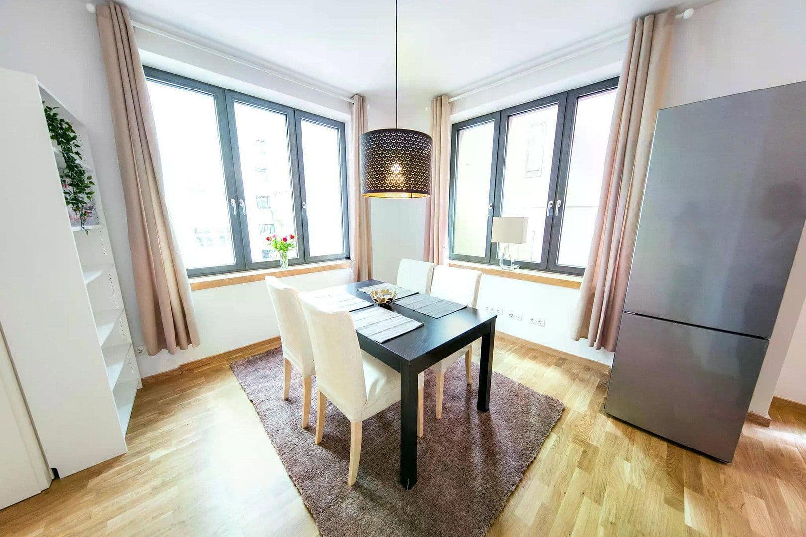 Pronájem bytu 4+1 112 m², Braubachstraße 27, Frankfurt, Hessen Pronájem bytu 4+1 112 m², Braubachstraße 27, Frankfurt, Hessen