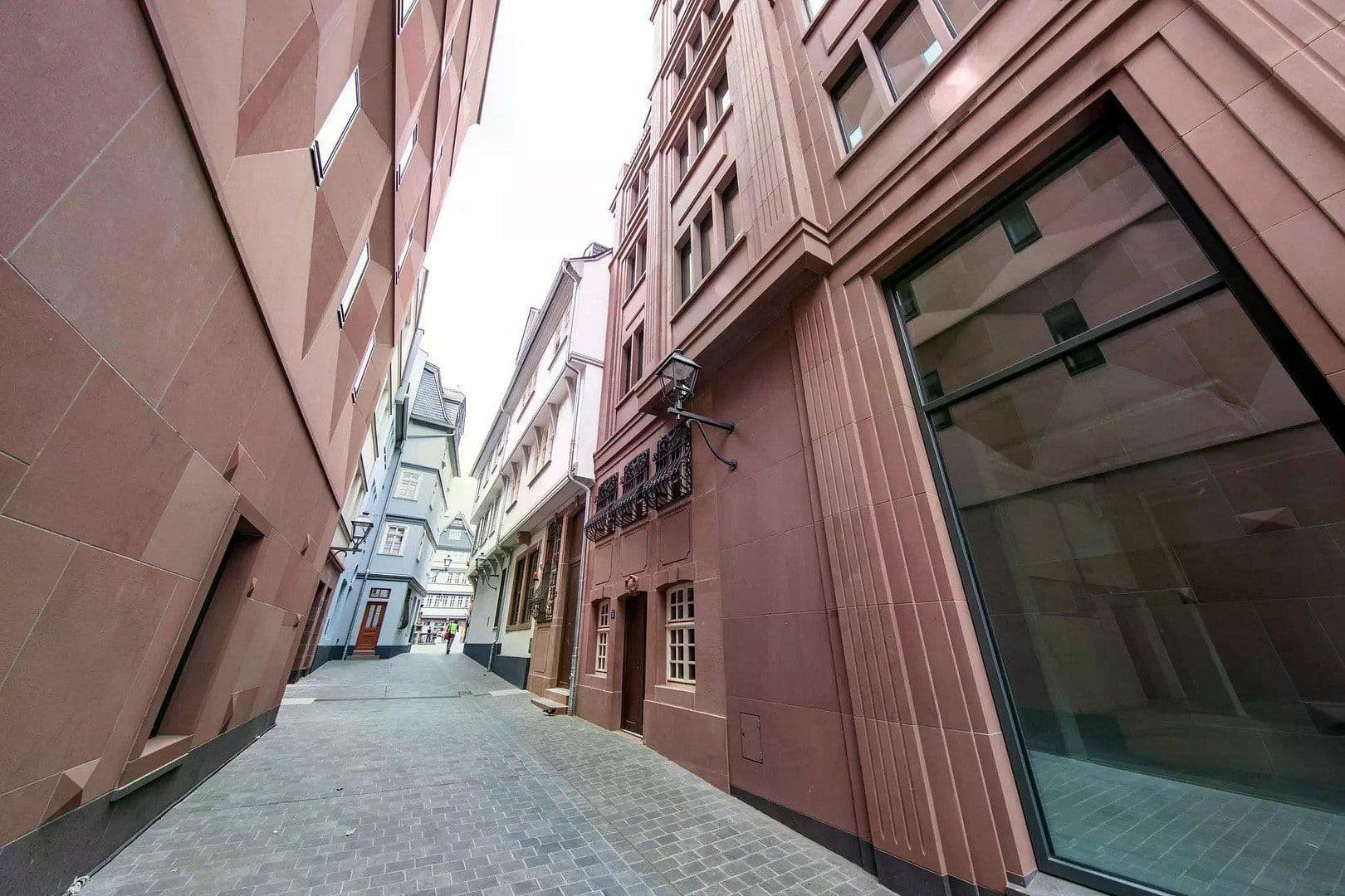 Pronájem bytu 4+1 112 m², Braubachstraße 27, Frankfurt, Hessen Pronájem bytu 4+1 112 m², Braubachstraße 27, Frankfurt, Hessen