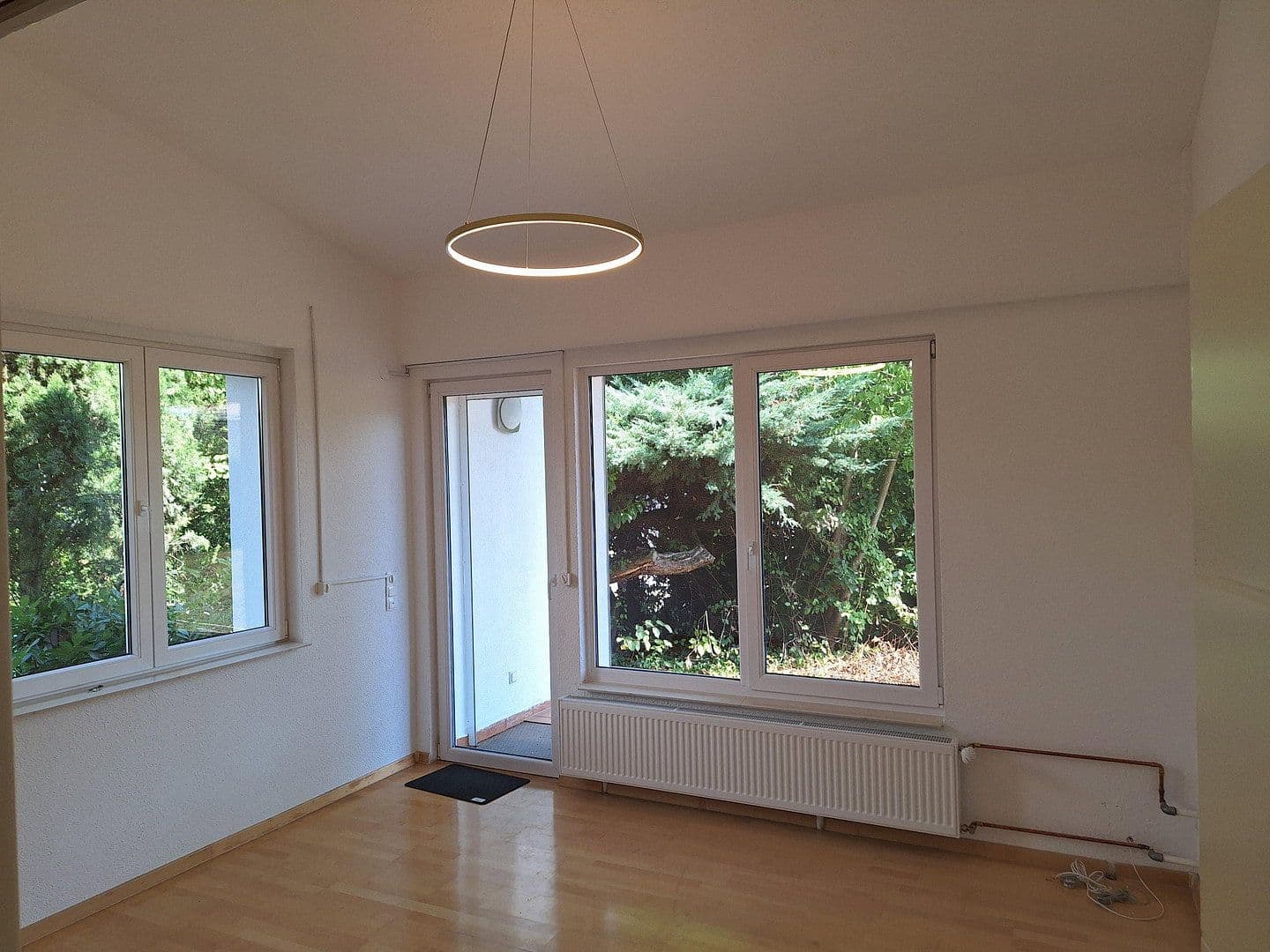Prodej domu 210 m², pozemek 1.451 m², Am Kirschberg 29, Worms, Porýní-Falc Prodej domu 210 m², pozemek 1.451 m², Am Kirschberg 29, Worms, Porýní-Falc