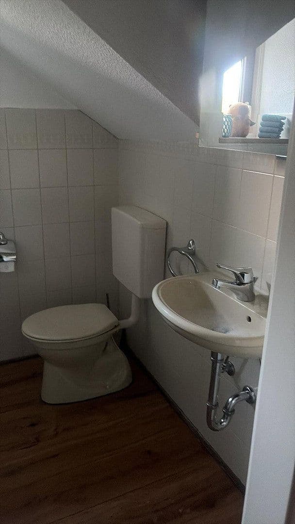 Prodej domu 175 m², pozemek 1.797 m², St.-Martin-Str. 20, Daiting, Bavorsko Prodej domu 175 m², pozemek 1.797 m², St.-Martin-Str. 20, Daiting, Bavorsko
