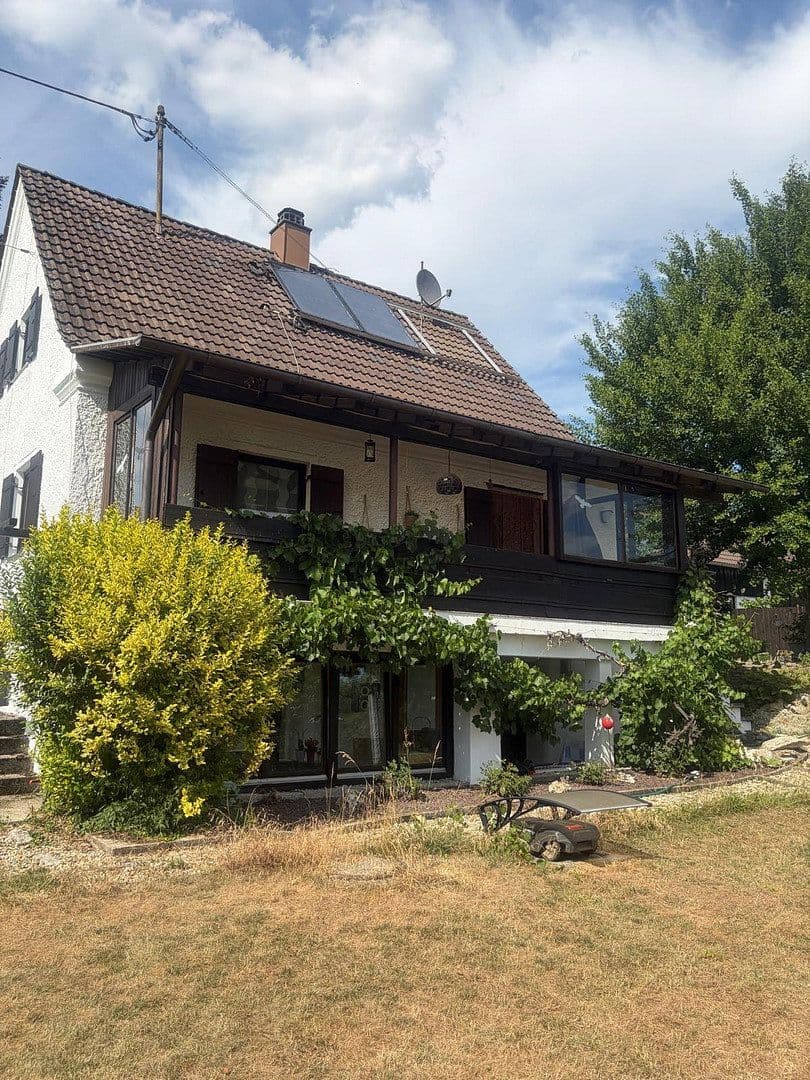 Prodej domu 175 m², pozemek 1.797 m², St.-Martin-Str. 20, Daiting, Bavorsko Prodej domu 175 m², pozemek 1.797 m², St.-Martin-Str. 20, Daiting, Bavorsko