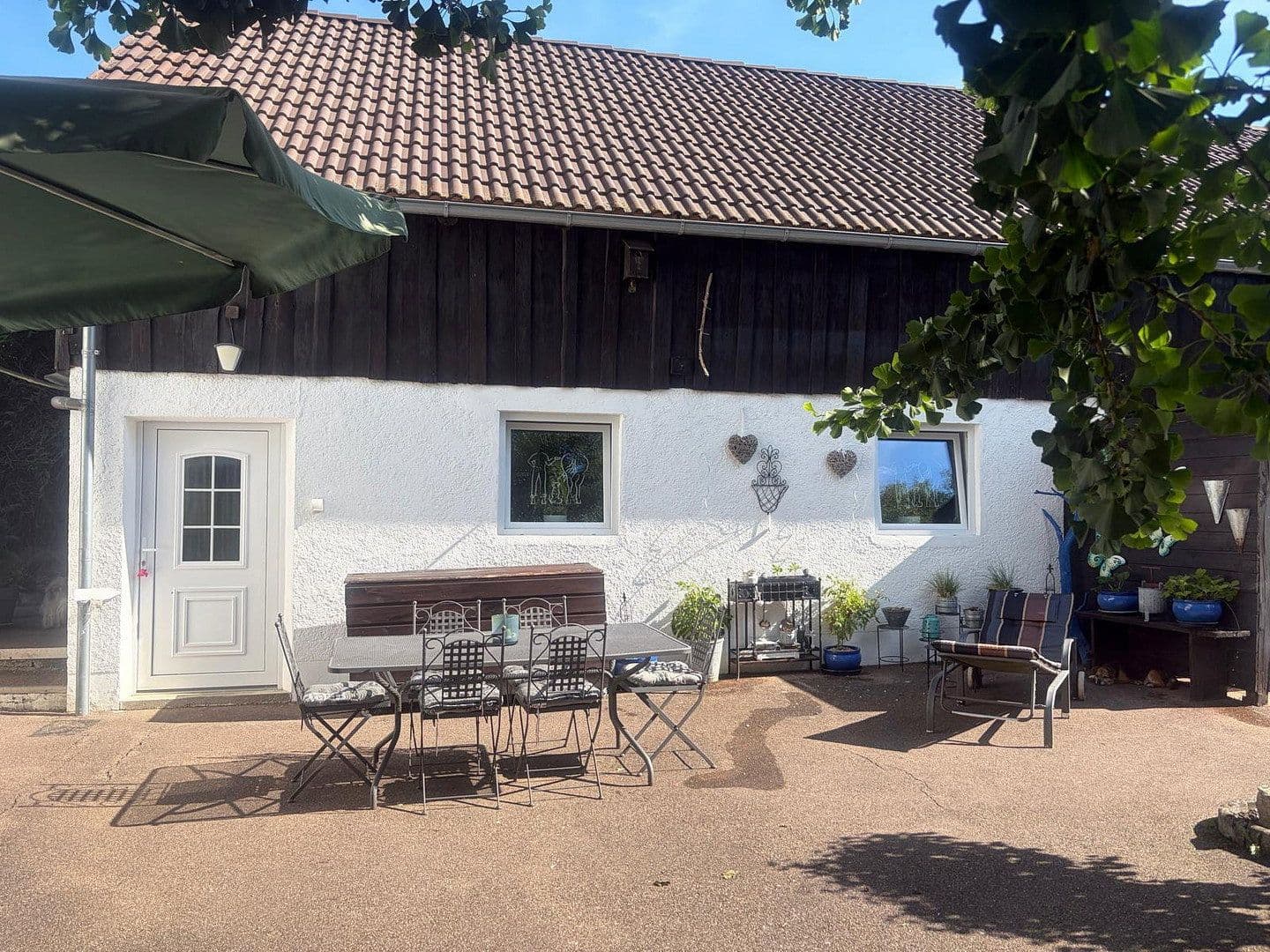 Prodej domu 175 m², pozemek 1.797 m², St.-Martin-Str. 20, Daiting, Bavorsko Prodej domu 175 m², pozemek 1.797 m², St.-Martin-Str. 20, Daiting, Bavorsko