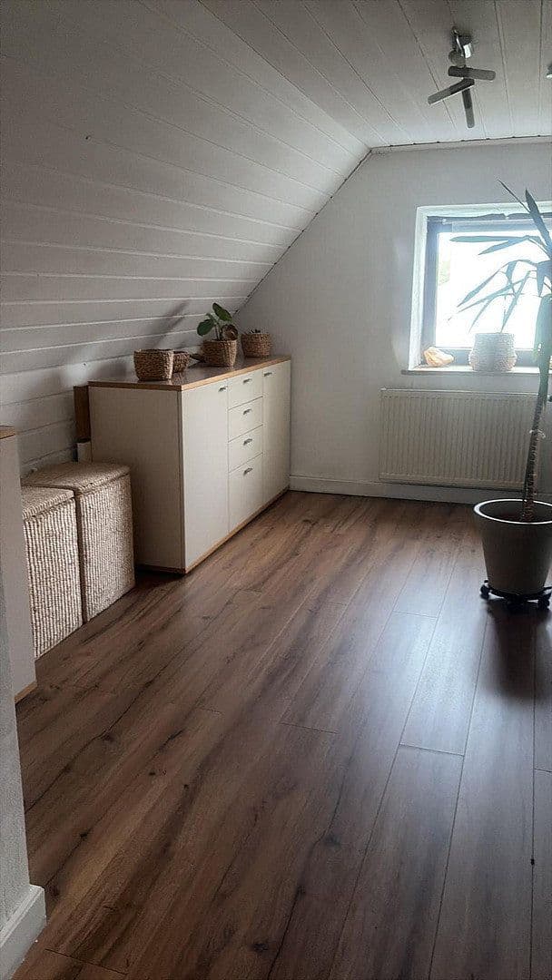 Prodej domu 175 m², pozemek 1.797 m², St.-Martin-Str. 20, Daiting, Bavorsko Prodej domu 175 m², pozemek 1.797 m², St.-Martin-Str. 20, Daiting, Bavorsko