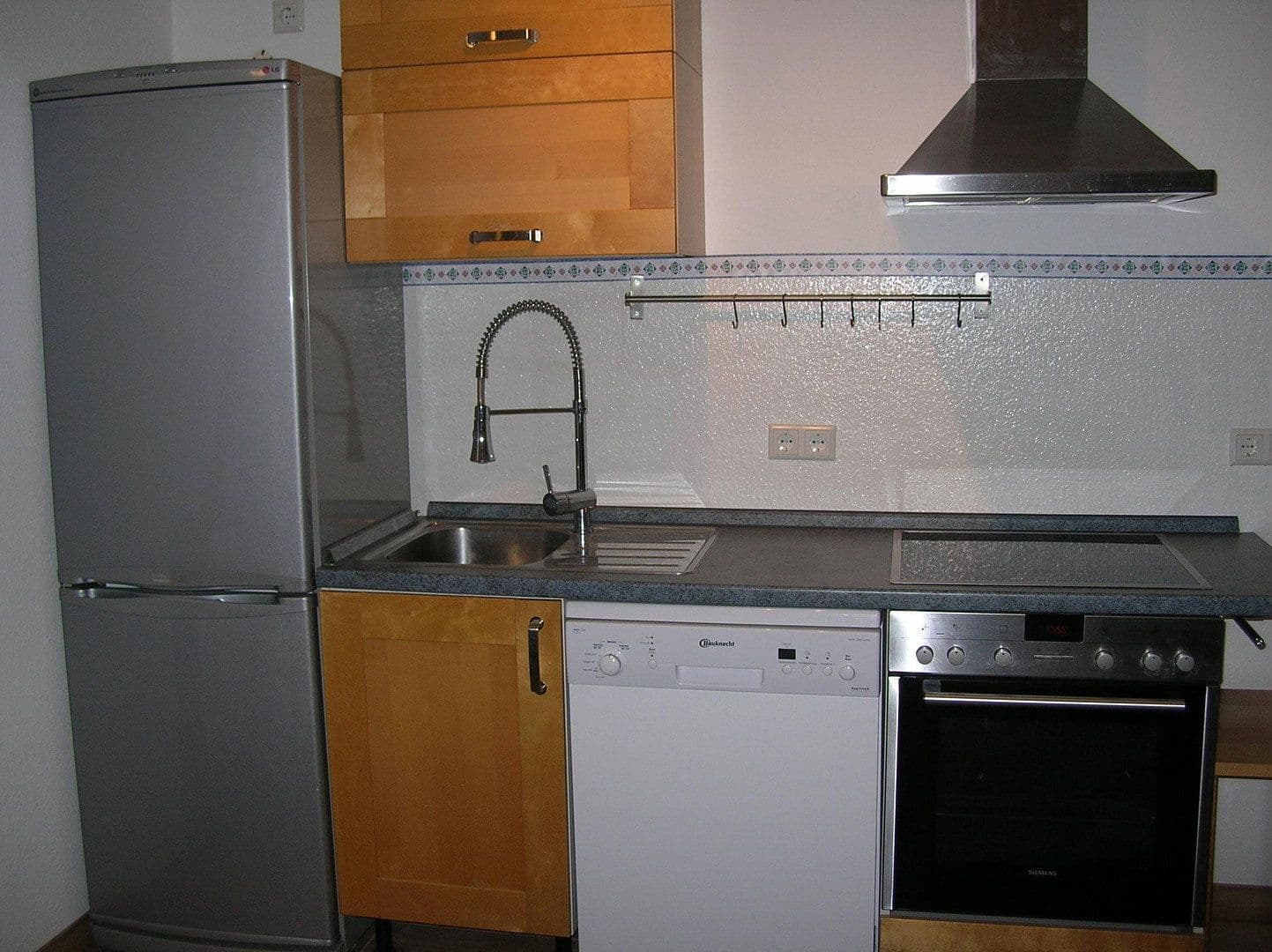 Pronájem bytu 2+1 70 m², Karlsruhe, Bádensko-Württembersko Pronájem bytu 2+1 70 m², Karlsruhe, Bádensko-Württembersko