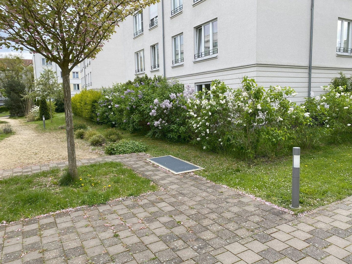 Prodej bytu 3+1 120 m², Berlin, Berlín Prodej bytu 3+1 120 m², Berlin, Berlín