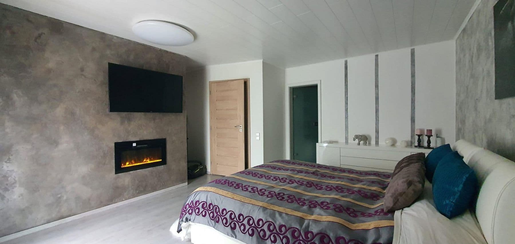 Prodej domu 404 m², pozemek 416 m², Tiefenbronn, Bádensko-Württembersko Prodej domu 404 m², pozemek 416 m², Tiefenbronn, Bádensko-Württembersko