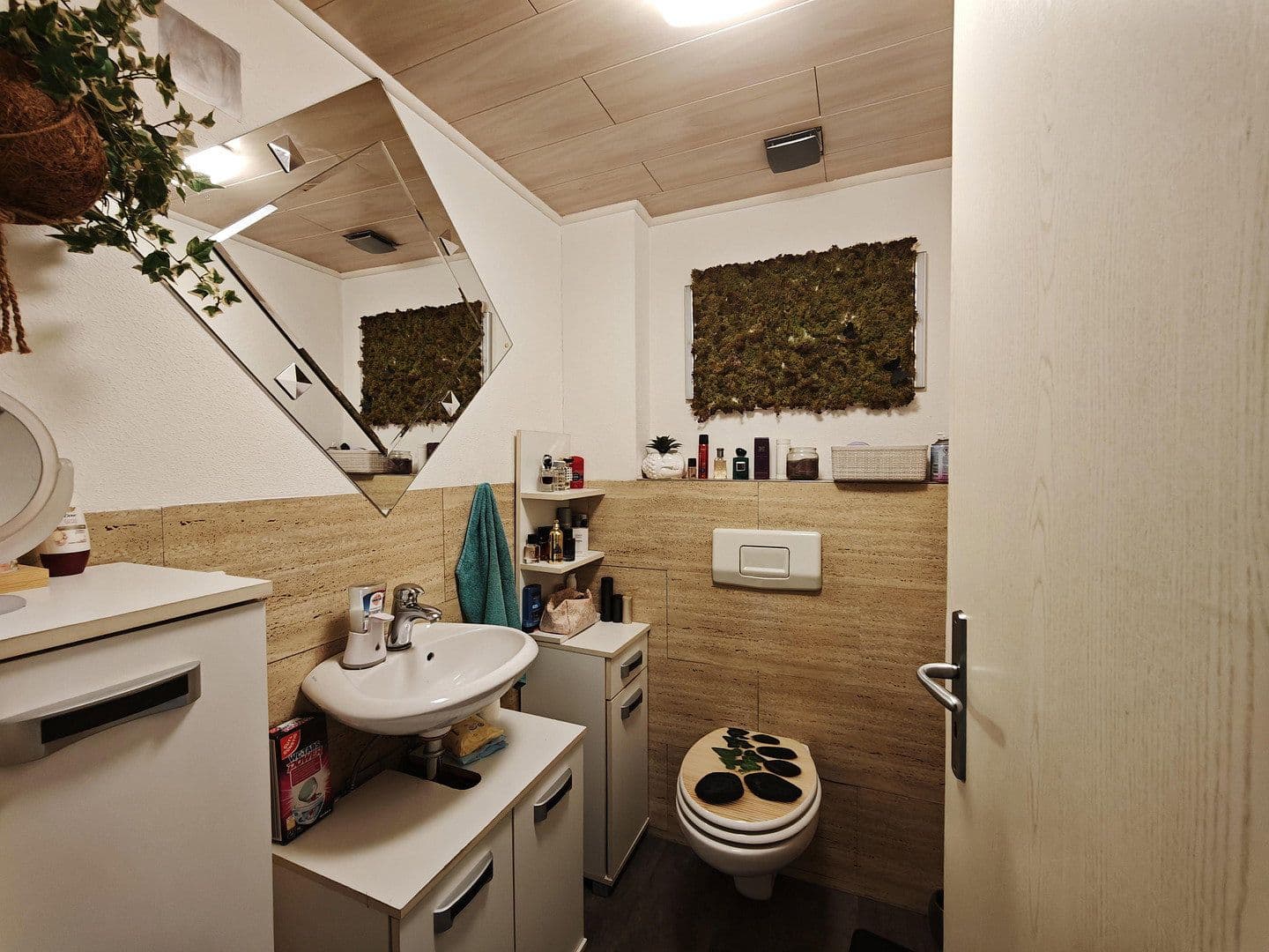 Prodej domu 404 m², pozemek 416 m², Tiefenbronn, Bádensko-Württembersko Prodej domu 404 m², pozemek 416 m², Tiefenbronn, Bádensko-Württembersko