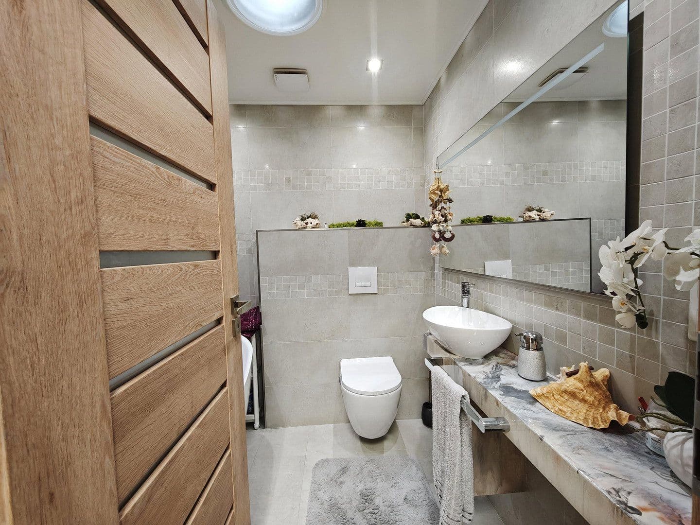 Prodej domu 404 m², pozemek 416 m², Tiefenbronn, Bádensko-Württembersko Prodej domu 404 m², pozemek 416 m², Tiefenbronn, Bádensko-Württembersko