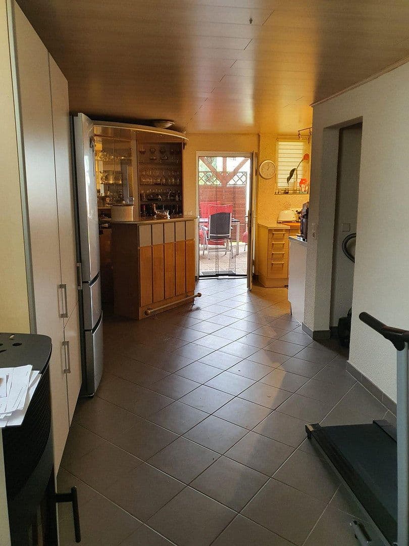 Prodej domu 404 m², pozemek 416 m², Tiefenbronn, Bádensko-Württembersko Prodej domu 404 m², pozemek 416 m², Tiefenbronn, Bádensko-Württembersko
