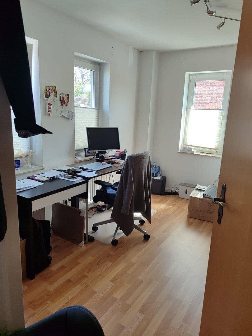 Prodej domu 190 m², pozemek 401 m², Lehmbergstraße 35, Kellinghusen, Šlesvicko-Holštýnsko Prodej domu 190 m², pozemek 401 m², Lehmbergstraße 35, Kellinghusen, Šlesvicko-Holštýnsko