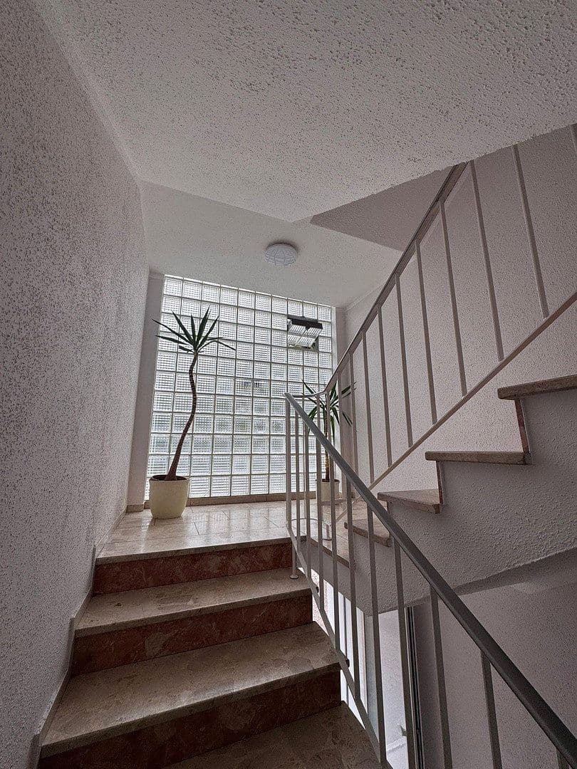 Prodej domu 1.477 m², pozemek 1.835 m², Rinteln, Dolní Sasko Prodej domu 1.477 m², pozemek 1.835 m², Rinteln, Dolní Sasko