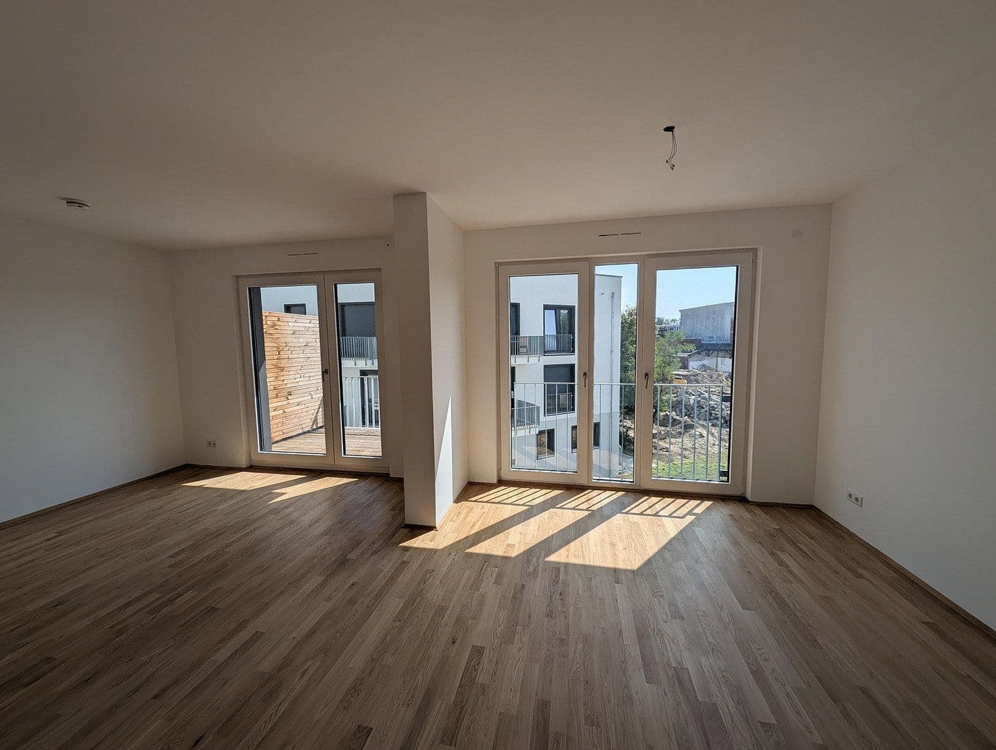 Pronájem bytu 2+1 94 m², Mahlsdorferstr 7-8, Berlin Köpenick, Berlín Pronájem bytu 2+1 94 m², Mahlsdorferstr 7-8, Berlin Köpenick, Berlín