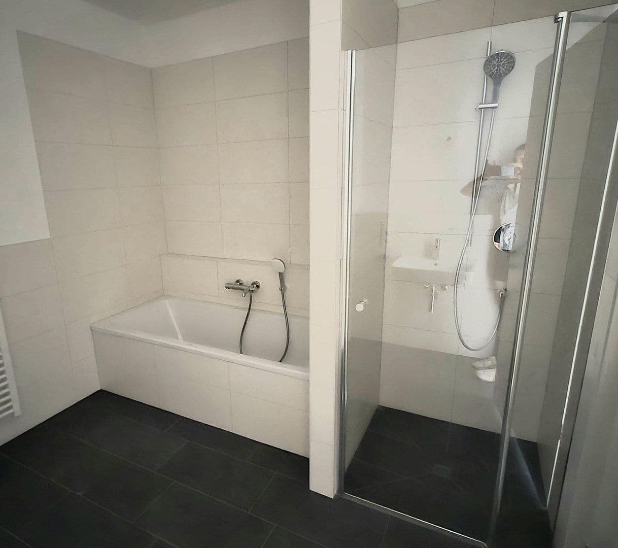 Pronájem bytu 2+1 94 m², Mahlsdorferstr 7-8, Berlin Köpenick, Berlín Pronájem bytu 2+1 94 m², Mahlsdorferstr 7-8, Berlin Köpenick, Berlín