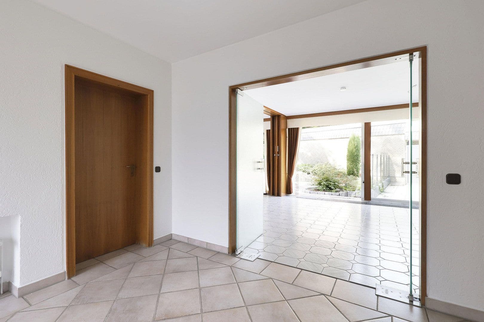 Prodej domu 190 m², pozemek 800 m², Duisburg, Severní Porýní-Vestfálsko Prodej domu 190 m², pozemek 800 m², Duisburg, Severní Porýní-Vestfálsko