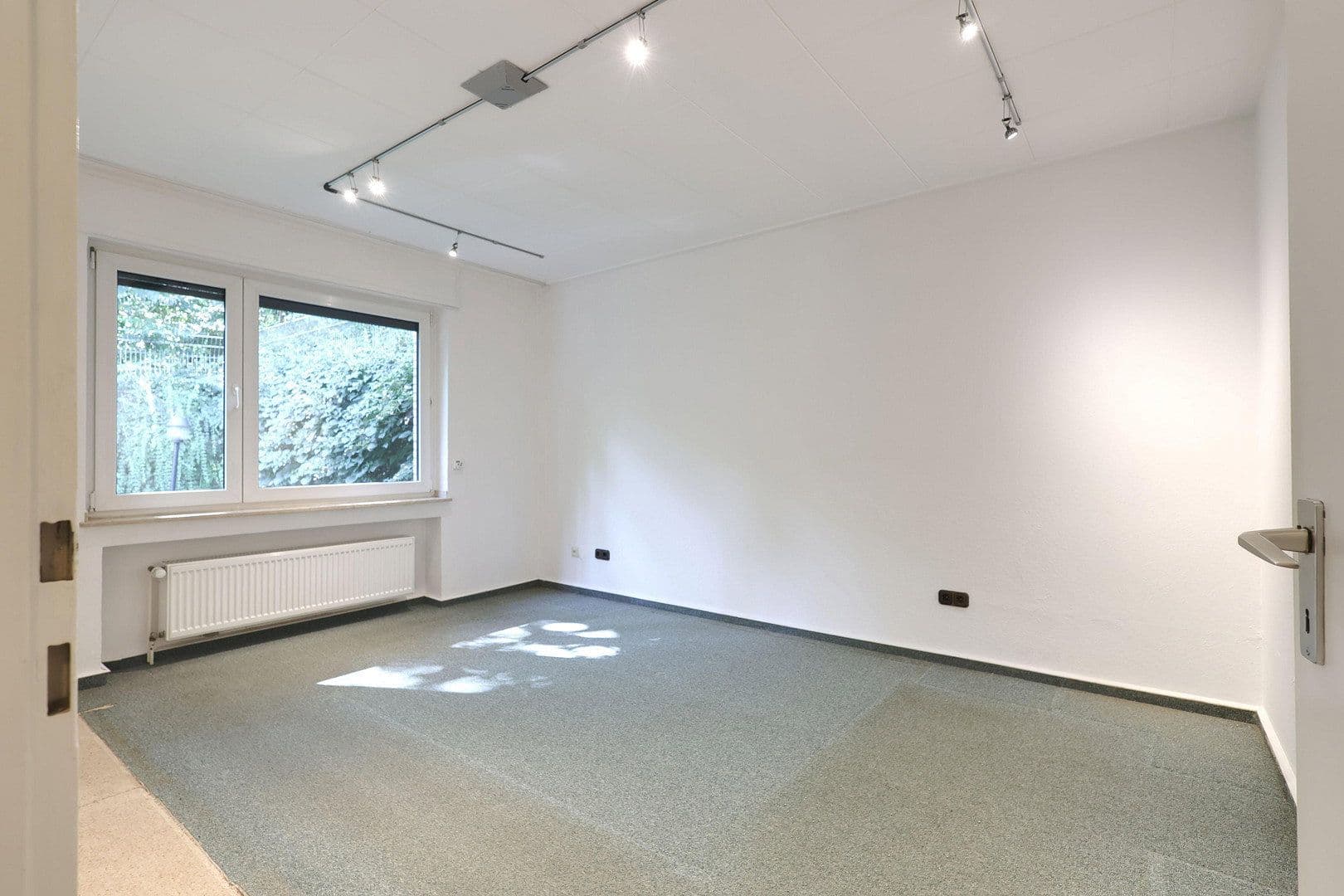 Prodej domu 190 m², pozemek 800 m², Duisburg, Severní Porýní-Vestfálsko Prodej domu 190 m², pozemek 800 m², Duisburg, Severní Porýní-Vestfálsko