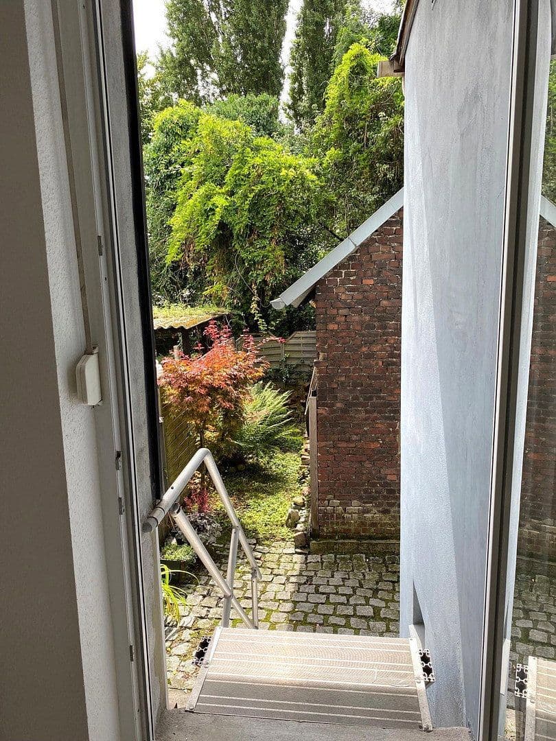 Pronájem bytu 2+1 33 m², Lohdiekweg 4, Essen-Steele, Severní Porýní-Vestfálsko Pronájem bytu 2+1 33 m², Lohdiekweg 4, Essen-Steele, Severní Porýní-Vestfálsko