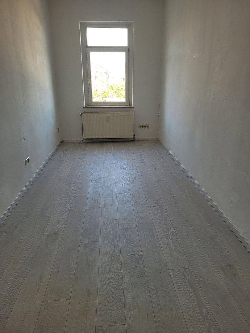 Prodej bytu 3+1 82 m², Hermann-Liebmann-Str. 103, Leipzig, Sasko Prodej bytu 3+1 82 m², Hermann-Liebmann-Str. 103, Leipzig, Sasko
