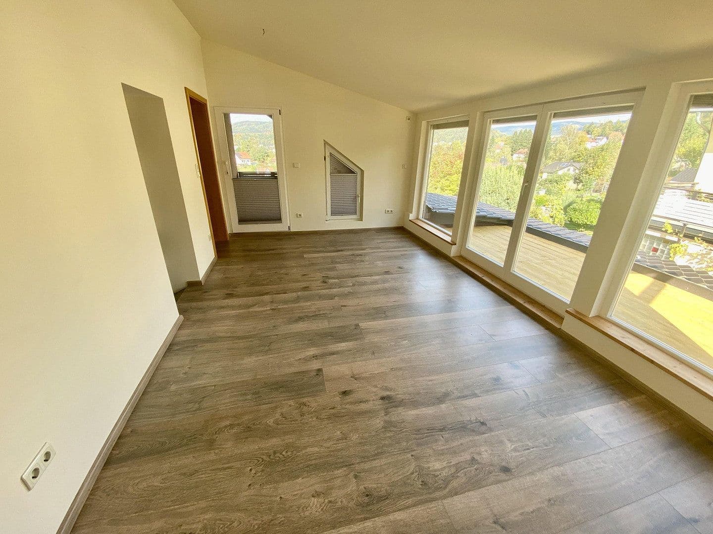 Prodej domu 209 m², pozemek 603 m², Suhl, Durynsko Prodej domu 209 m², pozemek 603 m², Suhl, Durynsko