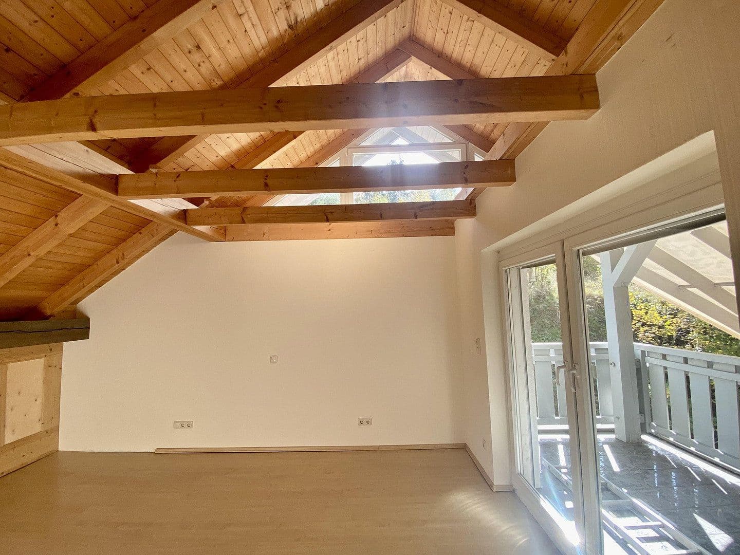Prodej domu 209 m², pozemek 603 m², Suhl, Durynsko Prodej domu 209 m², pozemek 603 m², Suhl, Durynsko