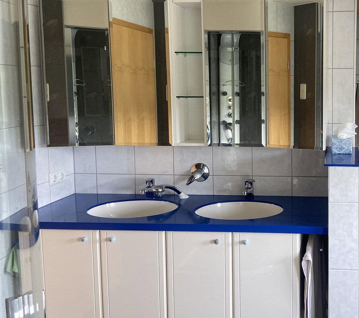 Prodej domu 209 m², pozemek 603 m², Suhl, Durynsko Prodej domu 209 m², pozemek 603 m², Suhl, Durynsko
