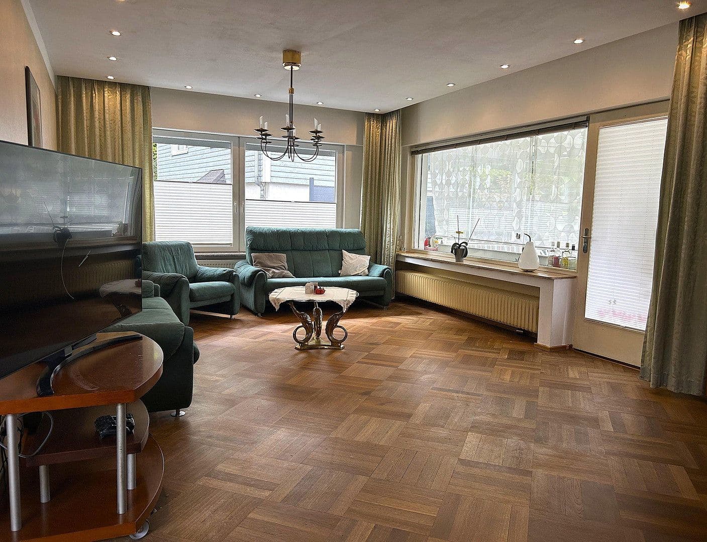 Prodej domu 312 m², pozemek 560 m², Lohgasse 20/18, Ringgau, Hessen Prodej domu 312 m², pozemek 560 m², Lohgasse 20/18, Ringgau, Hessen