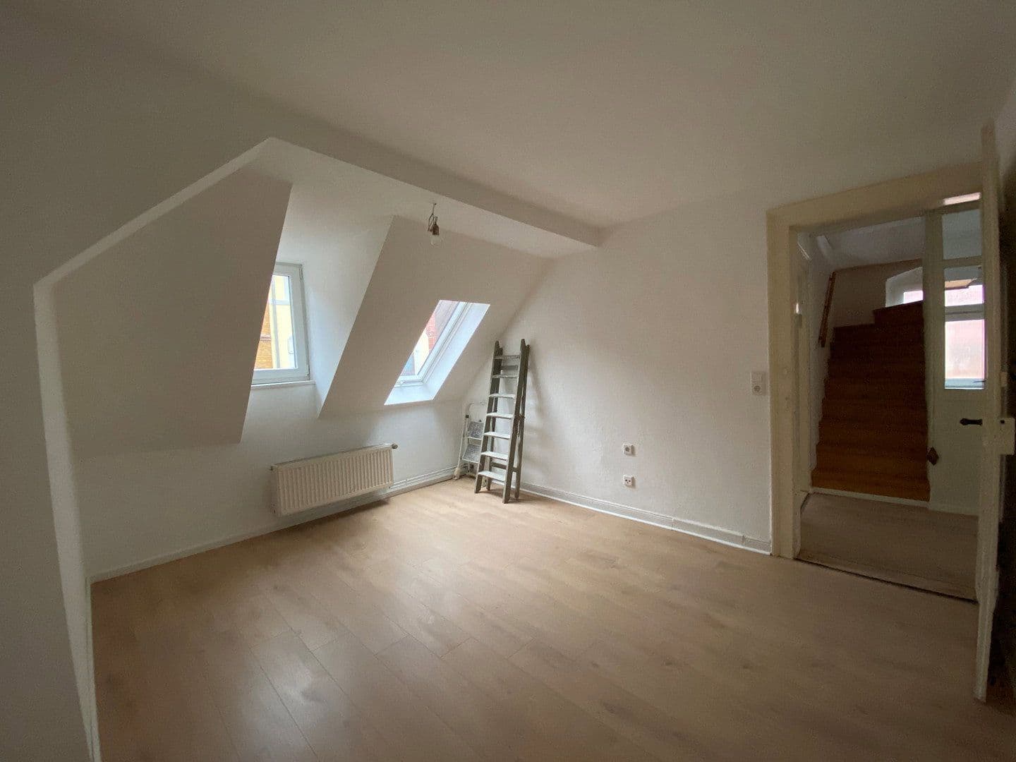 Pronájem bytu 4+1 104 m², Leunisstraße 2, Hildesheim, Dolní Sasko Pronájem bytu 4+1 104 m², Leunisstraße 2, Hildesheim, Dolní Sasko