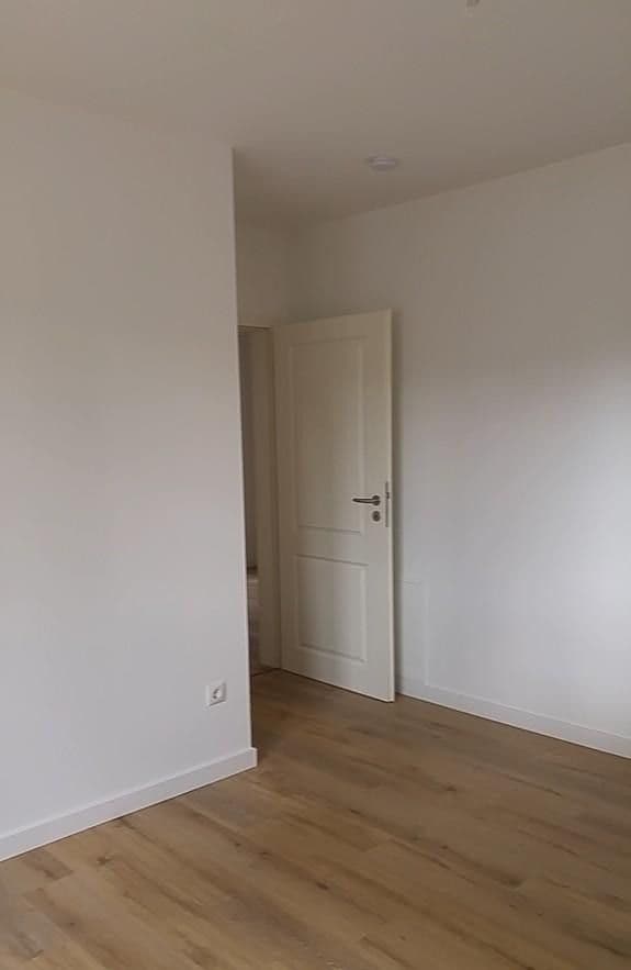 Pronájem bytu 3+1 93 m², Lanker Straße 8, Berlin, Berlín Pronájem bytu 3+1 93 m², Lanker Straße 8, Berlin, Berlín