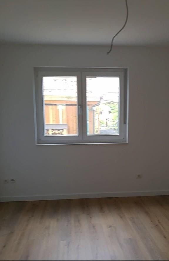 Pronájem bytu 3+1 93 m², Lanker Straße 8, Berlin, Berlín Pronájem bytu 3+1 93 m², Lanker Straße 8, Berlin, Berlín