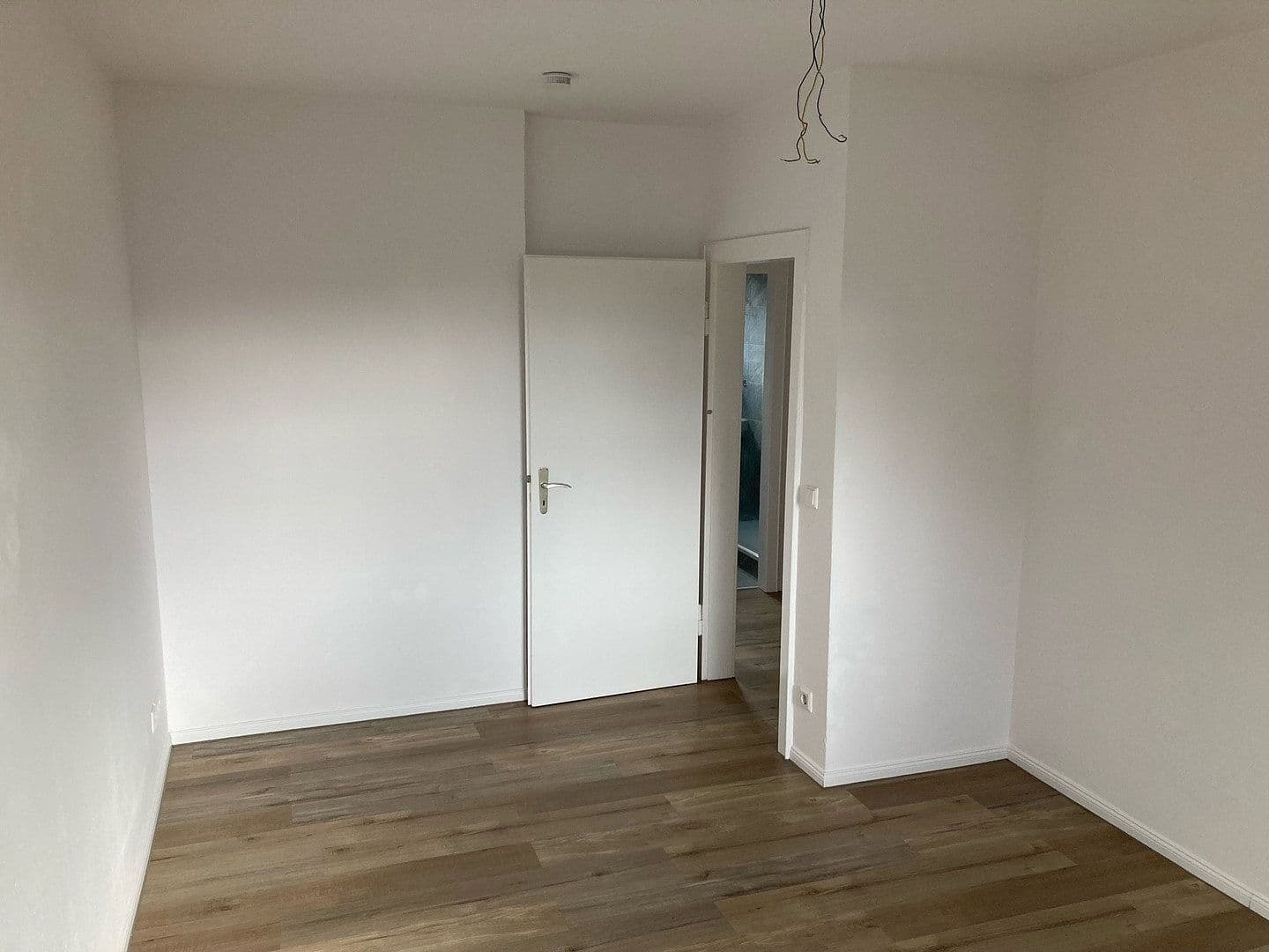 Pronájem bytu 2+1 80 m², Wolfsburg, Dolní Sasko Pronájem bytu 2+1 80 m², Wolfsburg, Dolní Sasko