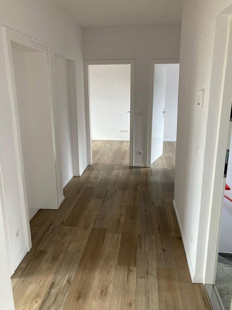 Pronájem bytu 2+1 80 m², Wolfsburg, Dolní Sasko Pronájem bytu 2+1 80 m², Wolfsburg, Dolní Sasko