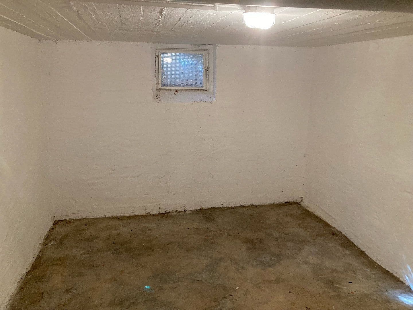 Pronájem bytu 2+1 80 m², Wolfsburg, Dolní Sasko Pronájem bytu 2+1 80 m², Wolfsburg, Dolní Sasko